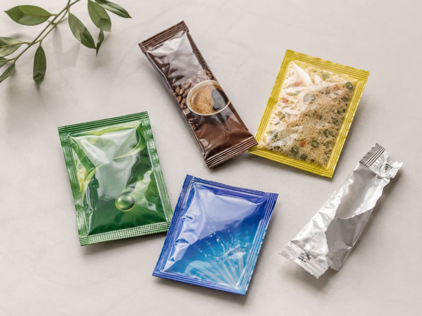 Contoh kemasan sachet untuk kopi, bumbu, sampo dan produk rumah tangga